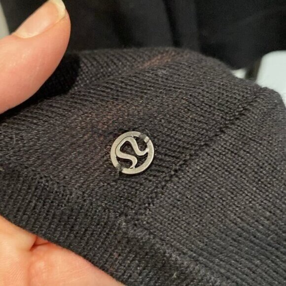 Lululemon Draped Oversized Poncho SIZE O/S Black - Picture 8 of 11